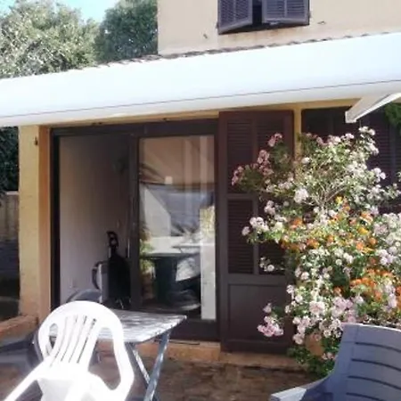 Maison Charmante A Avec Vue Sur La Et Piscine Holiday home Porticcio (Corsica)
