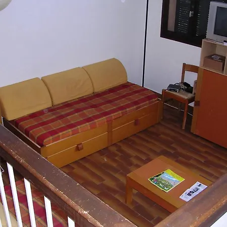 Maison Charmante A Avec Vue Sur La Et Piscine Dom wakacyjny *