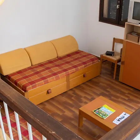 Maison Charmante A Avec Vue Sur La Et Piscine *